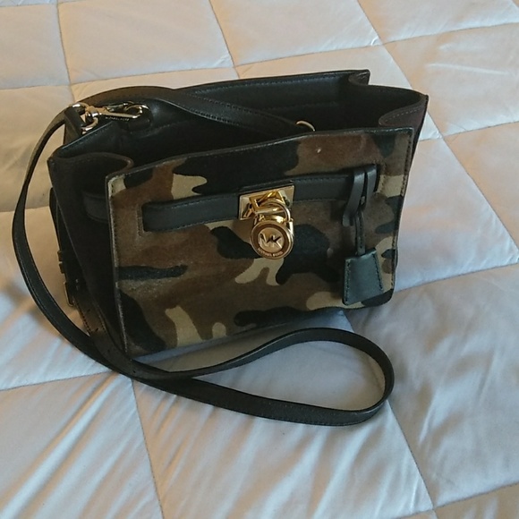 Michael Kors Handbags - Purse